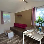 Campsite Les Mancellieres 4*
