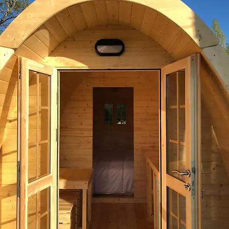 Campsite Les Mancellieres Avrille (Vendee)